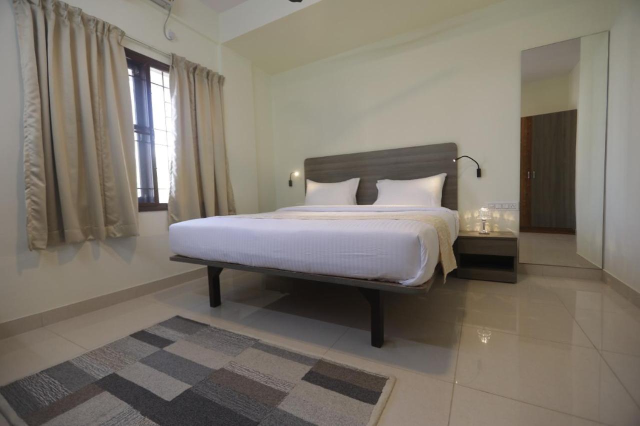 Elysian Grand Hotel บังกาลอร์ ภายนอก รูปภาพ